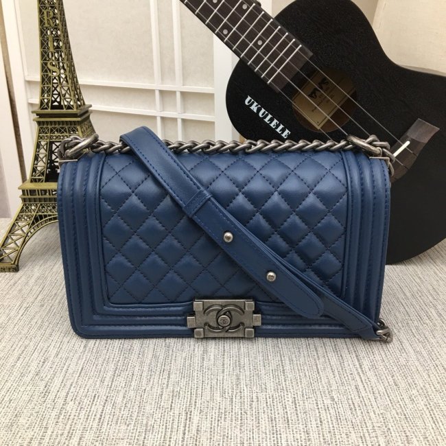 Chanel Womens Bags Crossbody Bag Boy Chanel Handbag Calfskin & Ruthenium-Finish Metal Dark Blue Whatapp