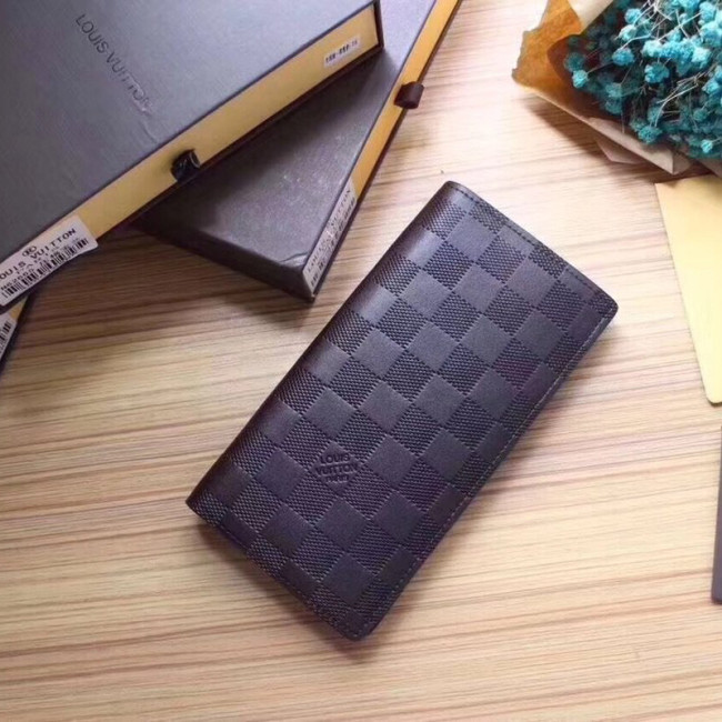 Louis Vuitton Mens Bag Wallet Whatapp