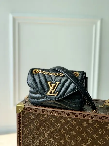 Replica Louis Vuitton 2022 New Wave Small Bags M20687