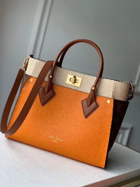 Replica Louis Vuitton 2022 new fashion Handbags