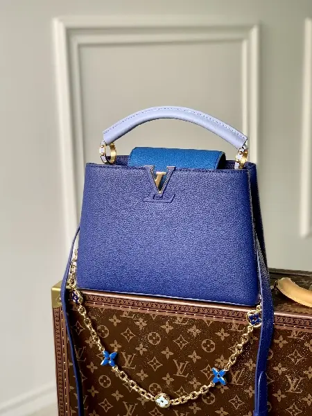 Replica Louis Vuitton 2022 new Capucines Handbags M20844