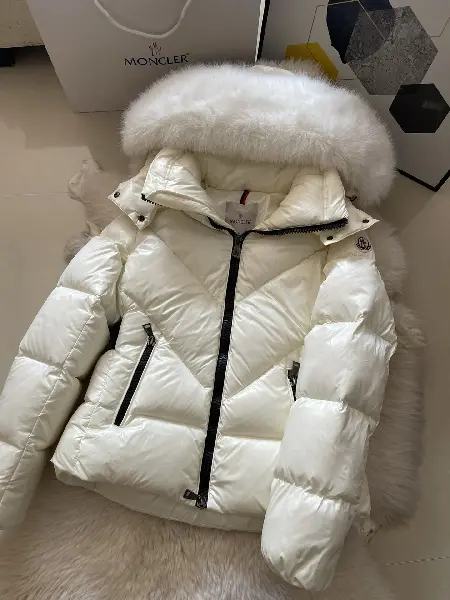 Replica Moncler 2022 new Laiche women's Down Jacket DJ1021021