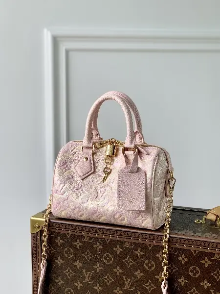 Replica Louis Vuitton 2022 new fashion Handbags M46268