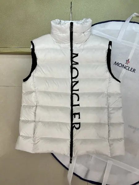 Replica Moncler 2022 new K61 vest down jacket DJ1021032