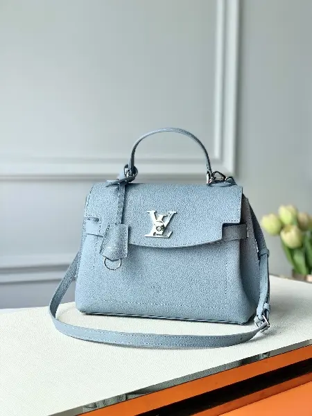 Replica Louis Vuitton 2022 new fashion Handbags M53937