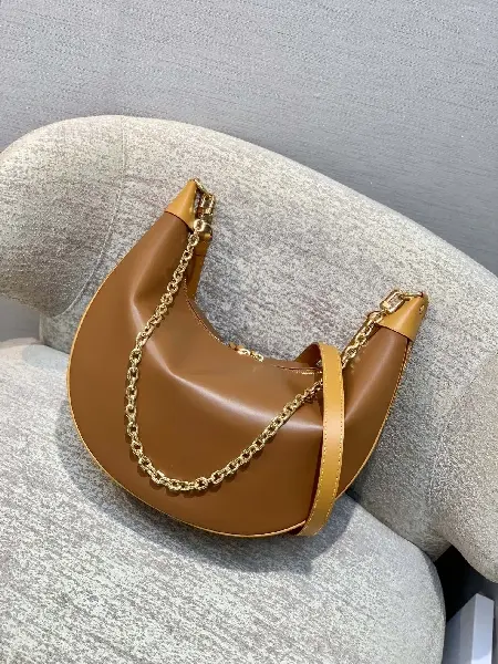 Replica Louis Vuitton 2022 new fashion Small Bags