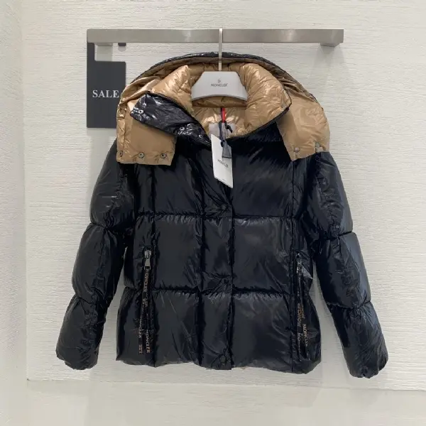 Replica Moncler 2022 new women's down jacket