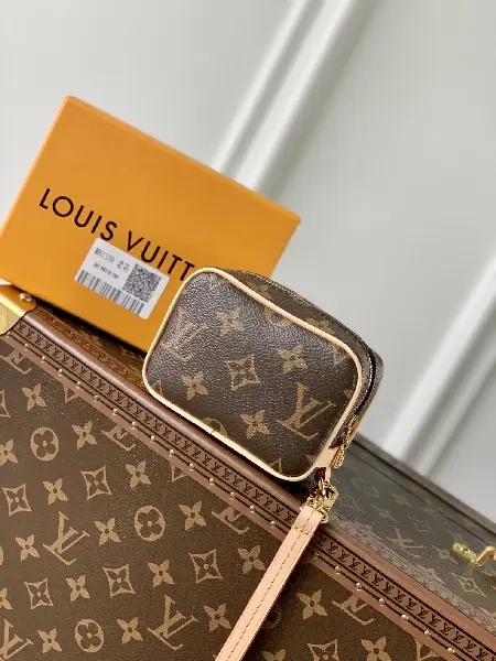 Replica Louis Vuitton 2022 new fashion Small Bags M81339