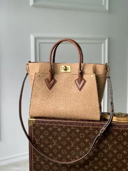 Replica Louis Vuitton 2022 new fashion Handbags