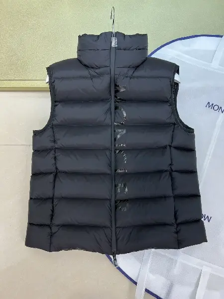 Replica Moncler 2022 new K61 vest down jacket DJ1021033