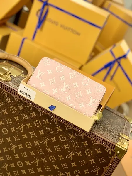 Replica Louis Vuitton 2022 new fashion Small Bags M81279