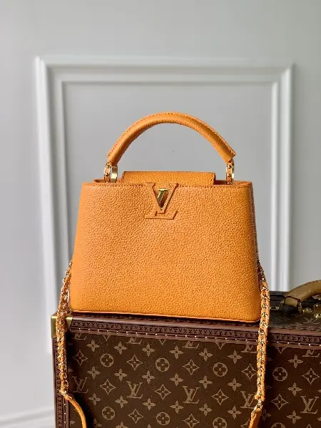 Replica Louis Vuitton 2022 new fashion Handbags M57909