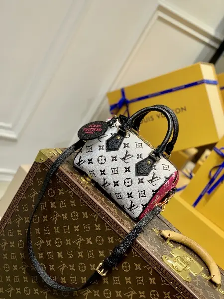 Replica Louis Vuitton 2022 new fashion Handbags M46088