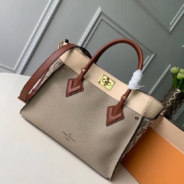 Replica Louis Vuitton 2022 new fashion Handbags