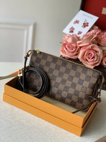 Replica Louis Vuitton 2022 new fashion Handbags N41207