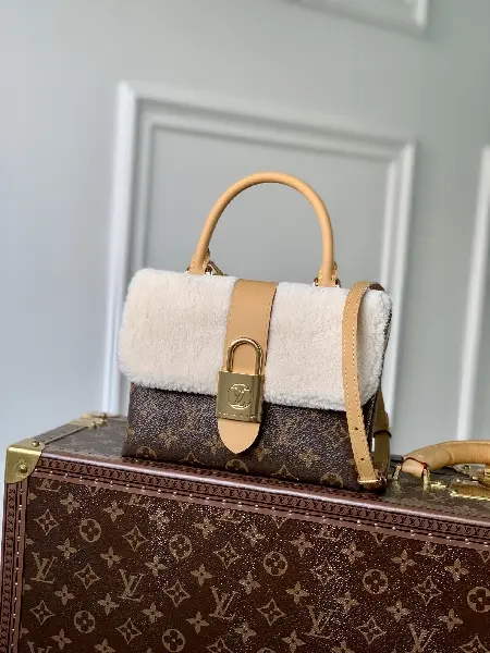 Replica Louis Vuitton 2022 new fashion Handbags